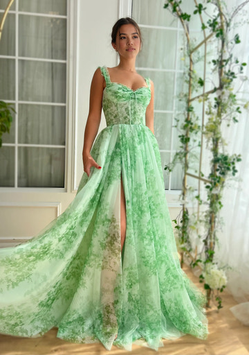 Dreamy A-Line Sweetheart Sleeveless Floral Print Garden Party Tulle Lace-Up Prom Evening Gown