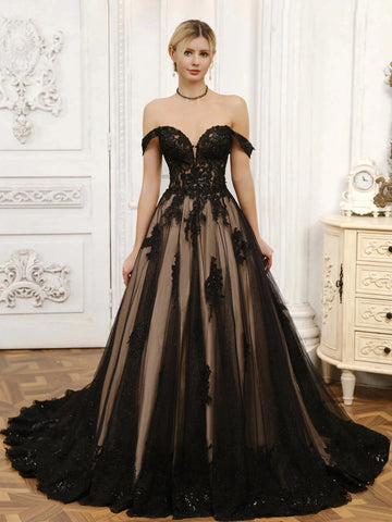 Vedress sparkly black lace a line prom dress sweetheart off shoulder corset lace up long train gothic formal gown front studio view