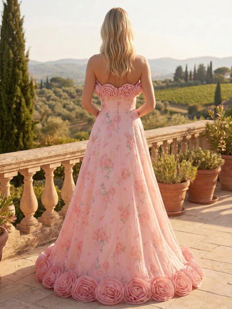 Back‑view Vedress concealed zip‑back floral bridal dress with rose hem decoration