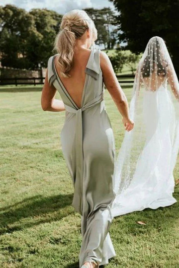 Stylish A Line V Neck Long Bridesmaid Dress with Bowknot Satin Charmeuse Solid Backless Floor length Evening Gown