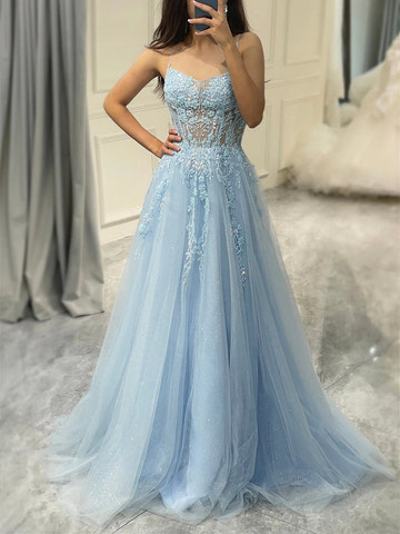 Vestidos de Noche de Fiesta de Encaje de Princesa Corte A de Tul Azul Claro con Aplicaciones Florales Vestido de Gala