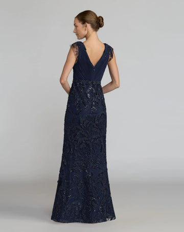 elegant deep v‑back,invisible zipper,waist beaded ornament,form‑fitting sheath silhouette