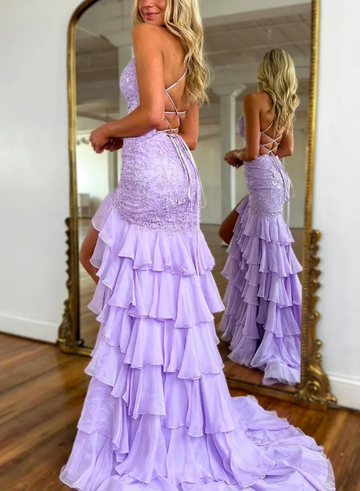 Elegante Vestido de Noche Sirena sin Tirantes con Apliques Florales, Abertura Alta y Volantes por Niveles para Fiesta de Gala/Prom