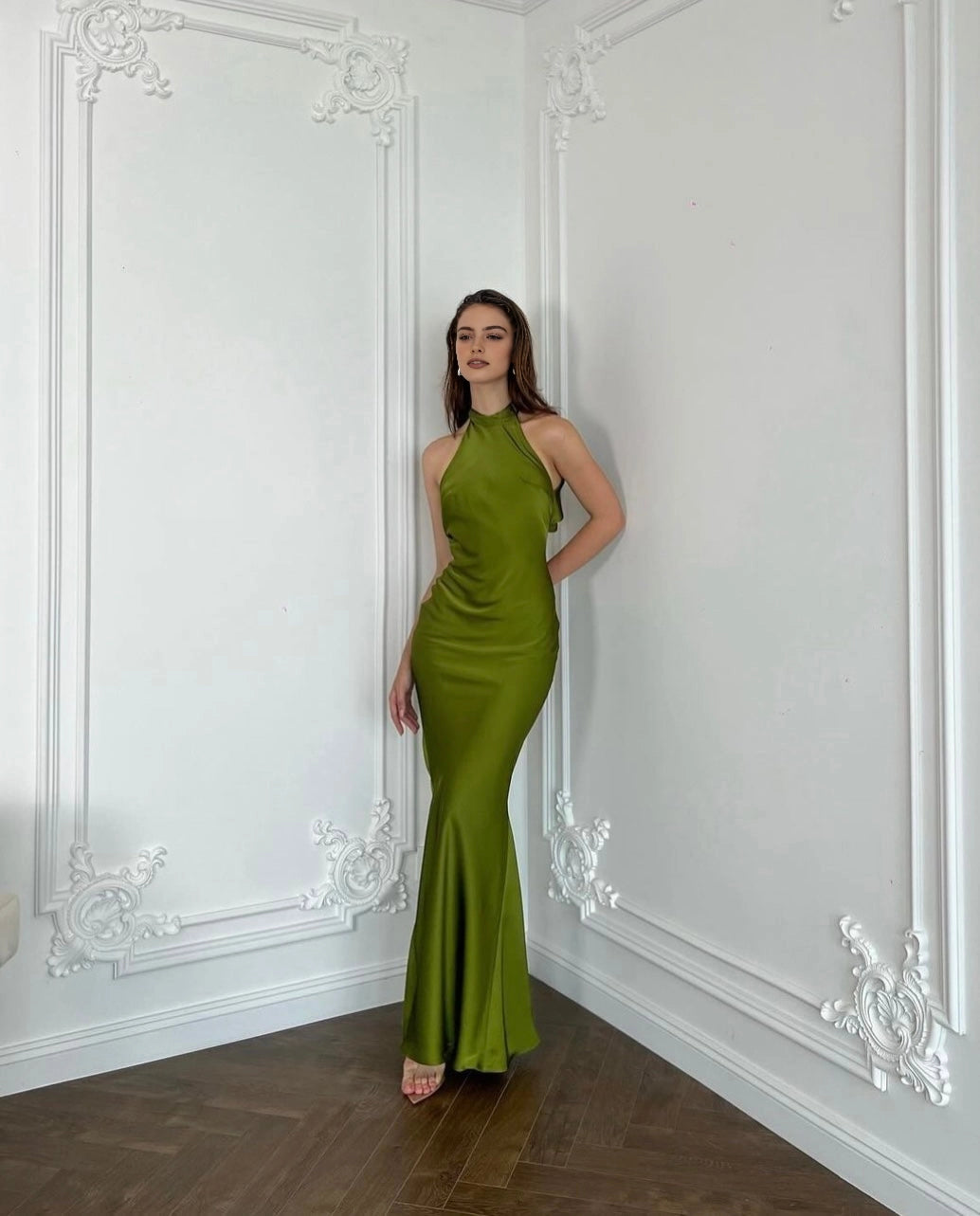 Vedress olive green satin halter neck mermaid prom dress front full‑body view