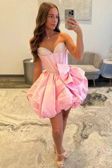 Charming A-line Sweetheart Sleeveless Satin Short Rhinestone Bow Bubble-hem Homecoming Dress