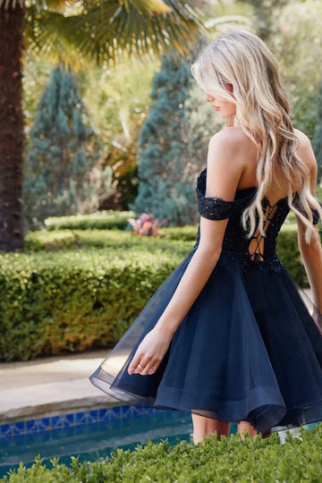Elegant A-Line Off-the-Shoulder Short-Sleeve Lace Tulle Short Lace-Up Homecoming Dress
