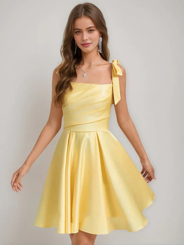 Vestido de Fiesta Mini Ajustado con Fruncido y Tirantes de Espagueti con Escote Pronunciado para Fiesta de Bienvenida