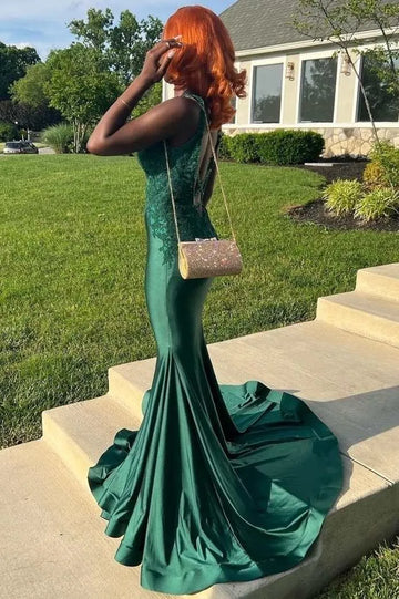Emerald Green Satin Mermaid Deep V Spaghetti Strap Backless Maxi Prom Gown