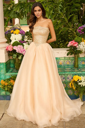Glamorous Ball-Gown Strapless Sleeveless Organza Long-Train Beaded Evening Dress