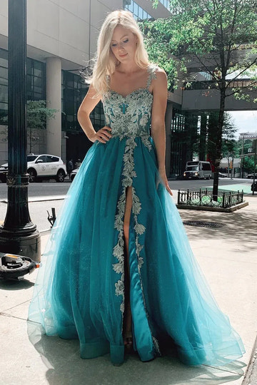 Lace Applique Ball Gown Sweetheart Sleeveless Backless Floor-Length Prom Gown