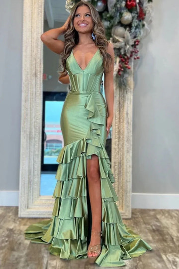 Vestido de Fiesta Largo de Satén Verde Oliva con Tirantes Finos y Abertura Alta