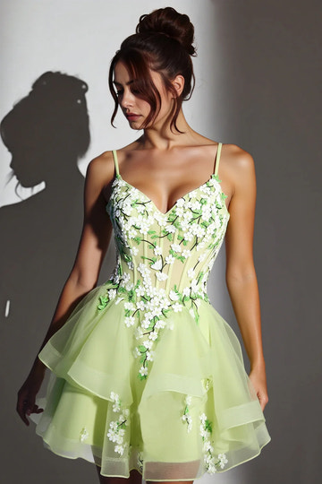 Romantic A-Line Spaghetti Strap Tulle Short Floral Homecoming Dress