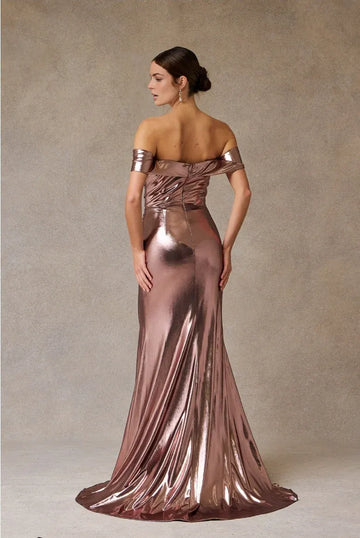 Sleek Mermaid Off The Shoulder Short Sleeve Metallic Long Ruched Slit Evening Dress