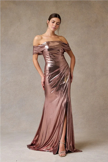 Sleek Mermaid Off The Shoulder Short Sleeve Metallic Long Ruched Slit Evening Dress