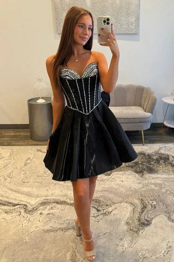 A-Line Sweetheart Strapless Satin Short Crystal Homecoming Dress With Bow