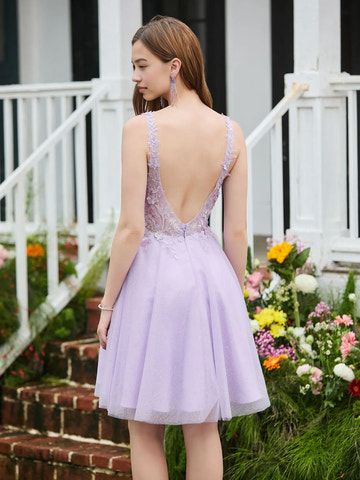 Floral Applique A-line Deep V-neck Sleeveless Glitter Tulle Knee-length Open Back Homecoming Dress