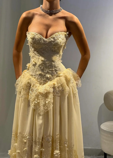 Gorgeous Lace Sweetheart Strapless Corset A-Line Floor Length Beaded Evening Dress