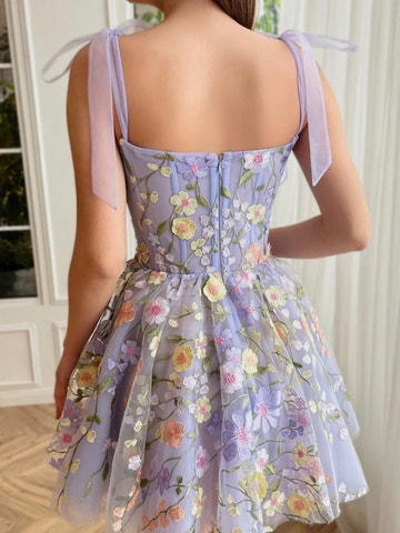 Romantic A-Line Sweetheart Tulle Floral Embroidery Short Homecoming Dress