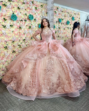 Vedress luxury blush pink sweetheart quinceanera ball gown off shoulder flutter sleeves rose gold lace applique glitter tulle prom dress front view