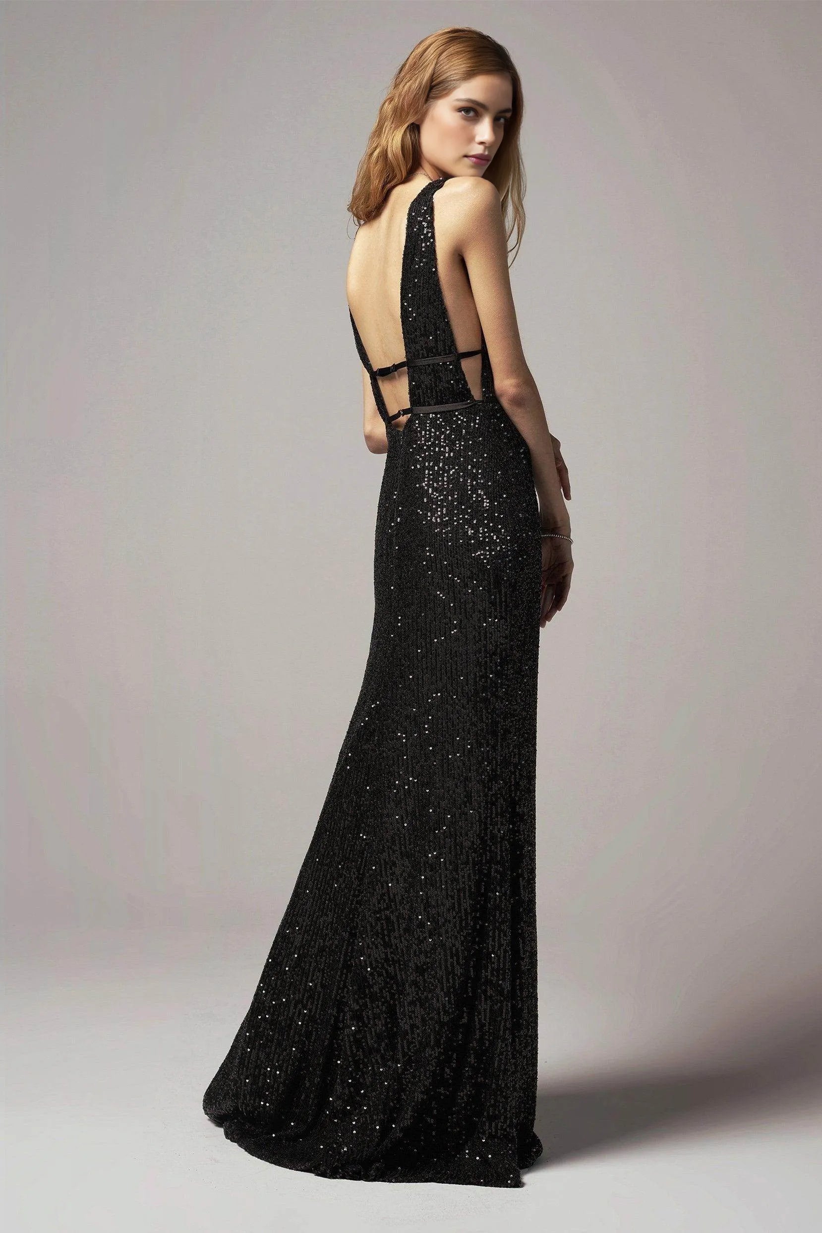 Sleek Sheath Trumpet Plunge Neck Sleeveless Sequin Open-Back Evening Dress