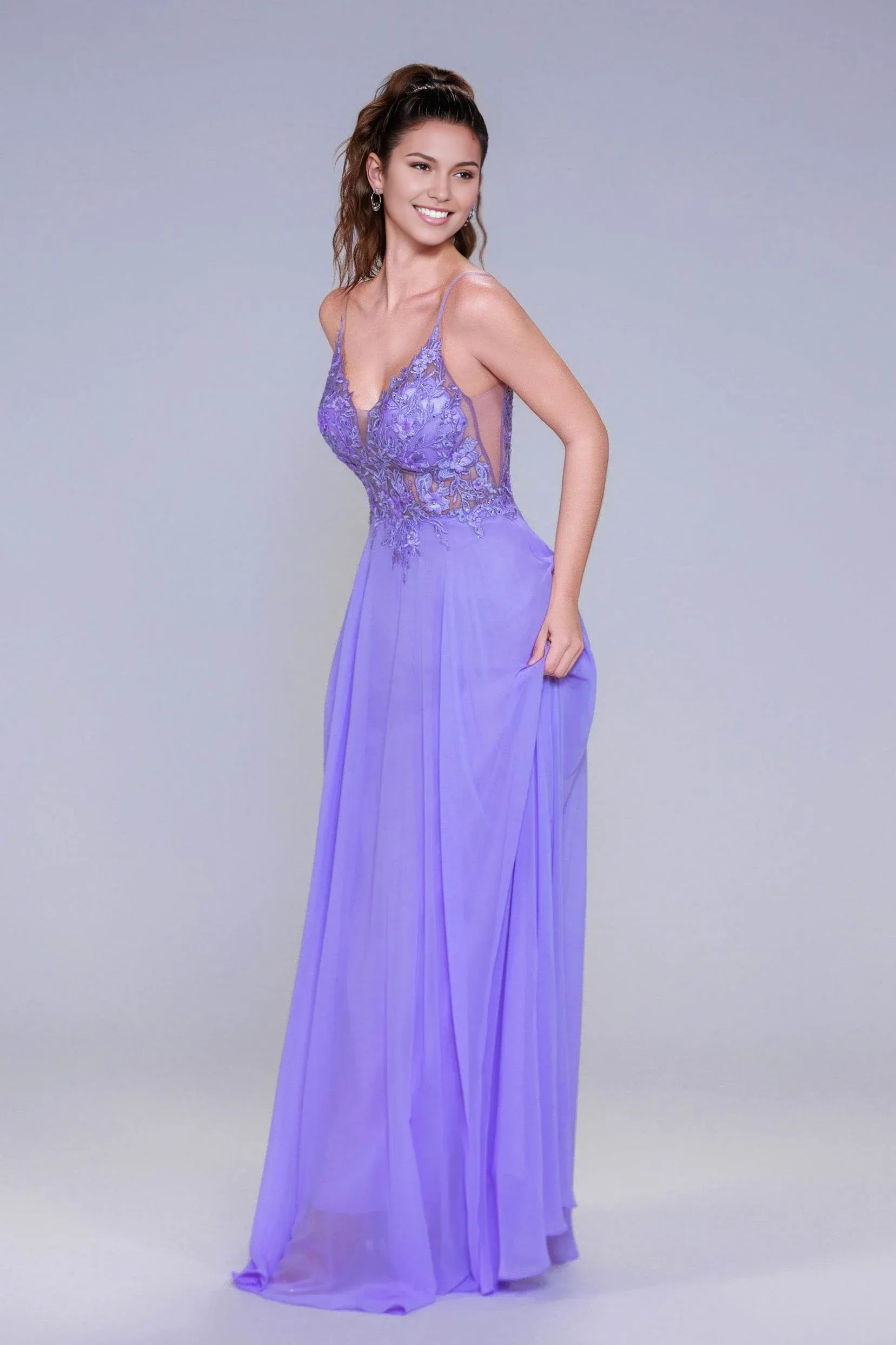 Graceful A-Line V-Neck Spaghetti Strap Chiffon Appliqué Open Back Evening Prom Gown