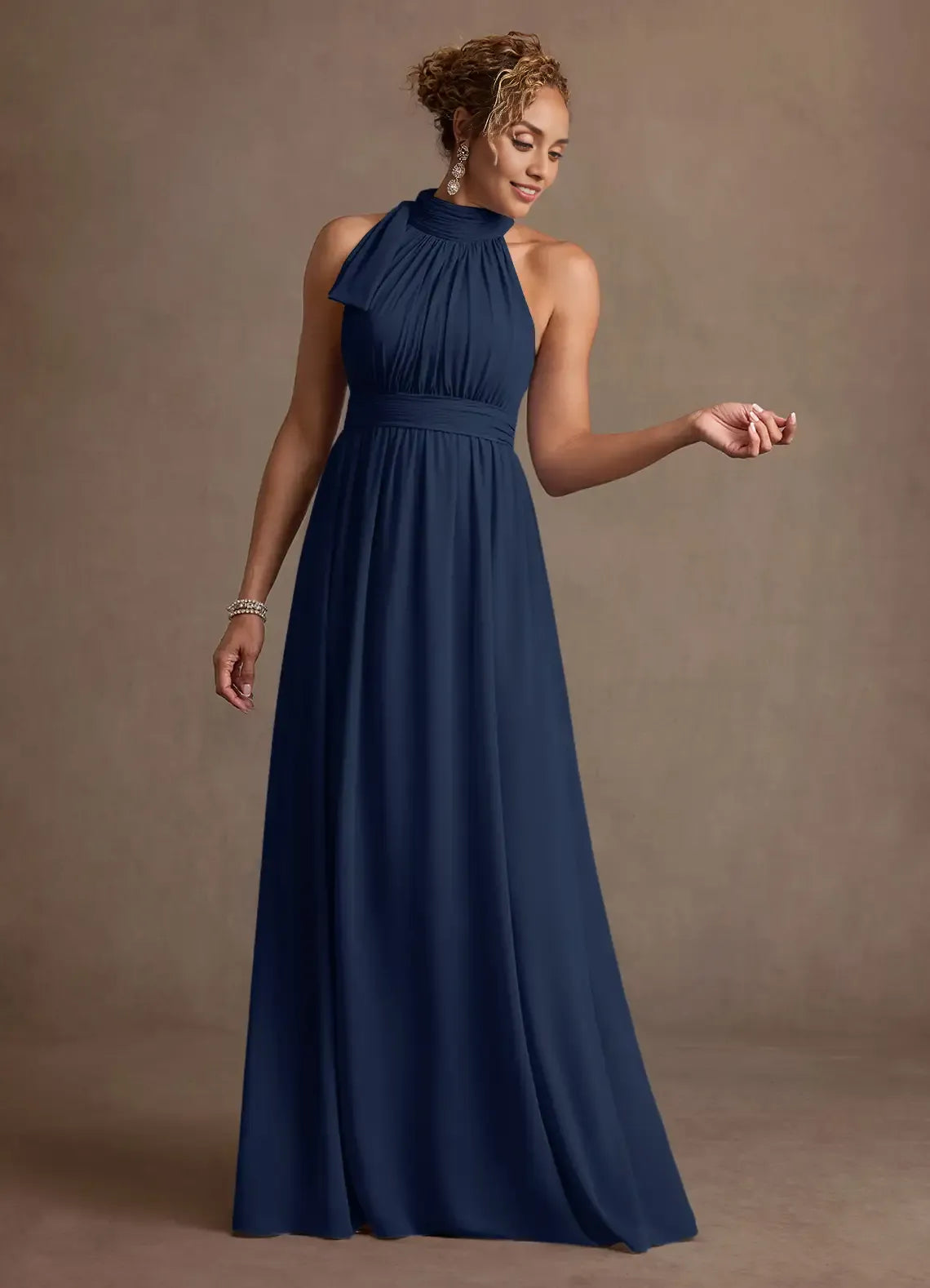 Sophisticated A-line Halter-neck Sleeveless Chiffon Floor-length Ruched-bodice Bow-neck Evening Gown