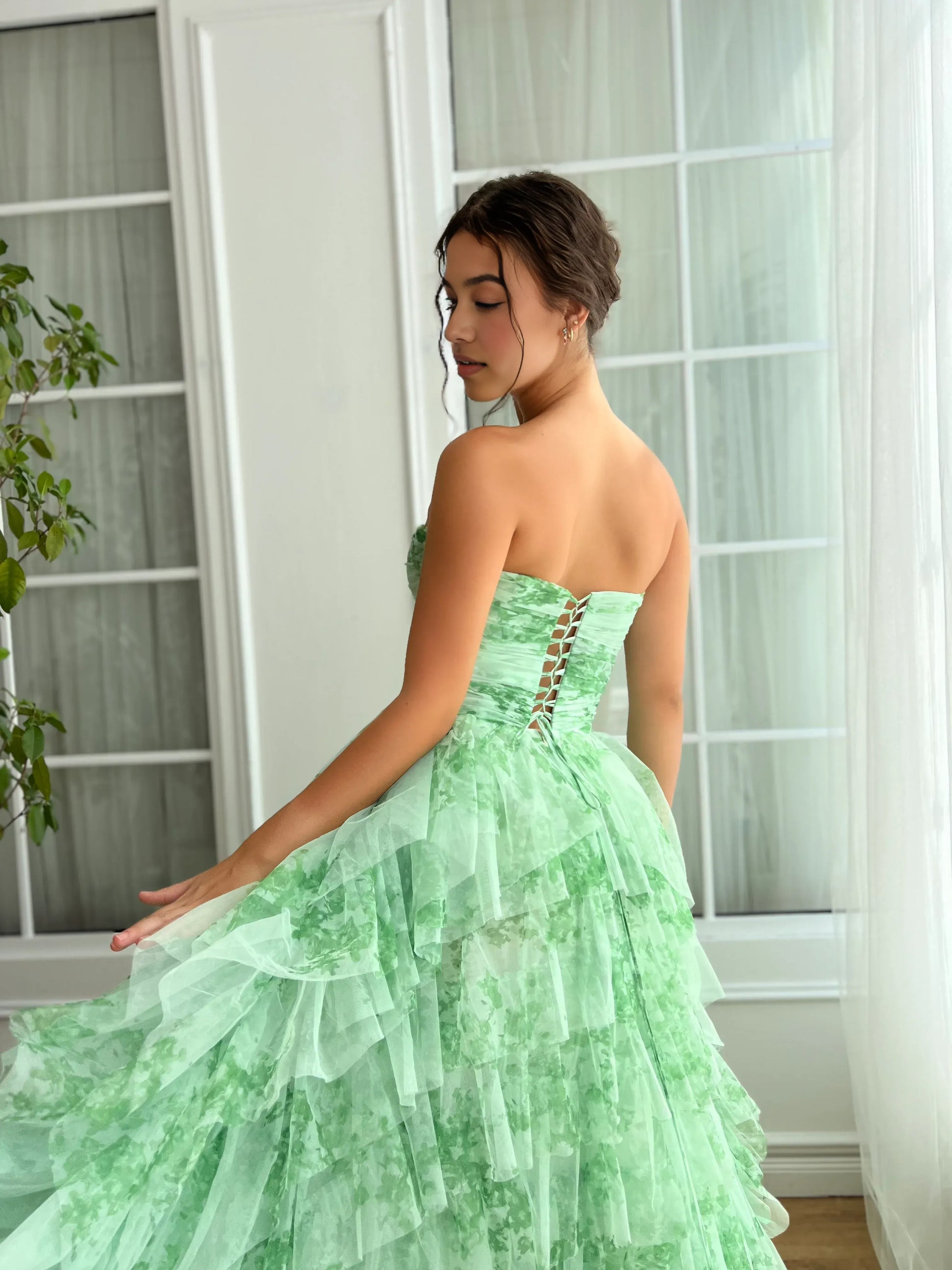 Fairytale A-line Princess Sweetheart Strapless Floral Tulle Hight Slit Prom Gown With Bows