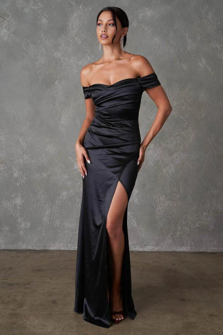 Sleek Sheath Sweetheart Off-Shoulder Short Sleeve Satin Ruched Slit Evening Dress