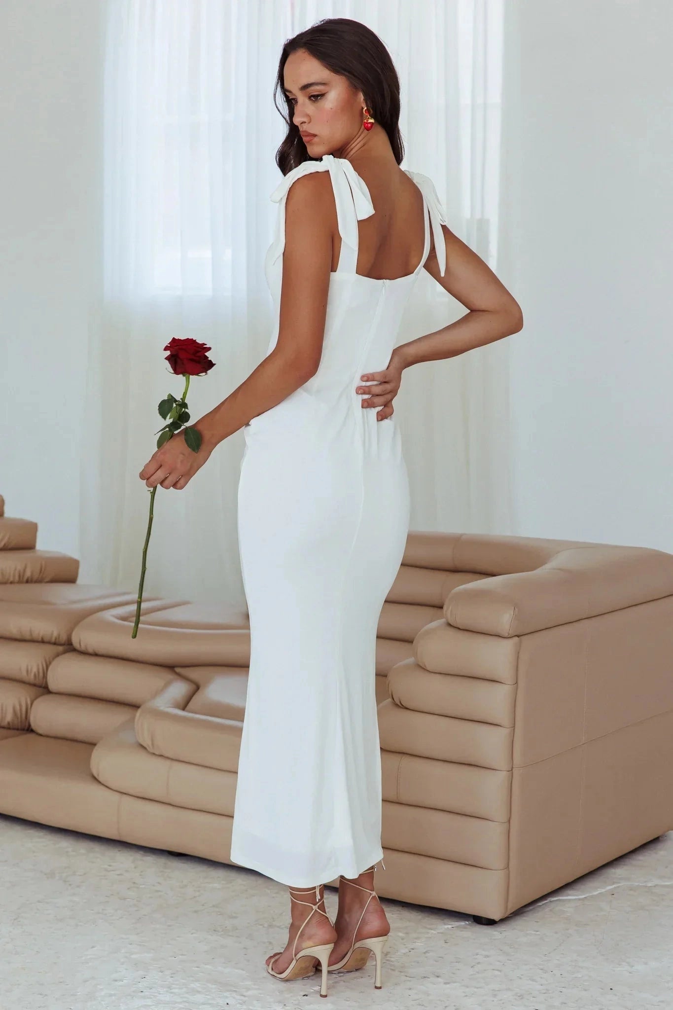 Romantic Sheath Sweetheart Sleeveless Bow Strap Midi Wedding Dress