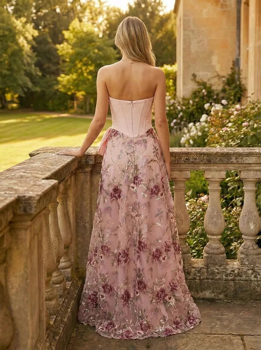 Vedress blush a‑line wedding dress, folded strapless satin corset bodice, large side satin bow, vintage rose embroidered tulle floor‑length skirt