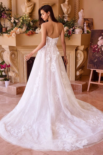 Romantic A-Line Strapless Sweetheart V Cut Back Train Wedding Dress