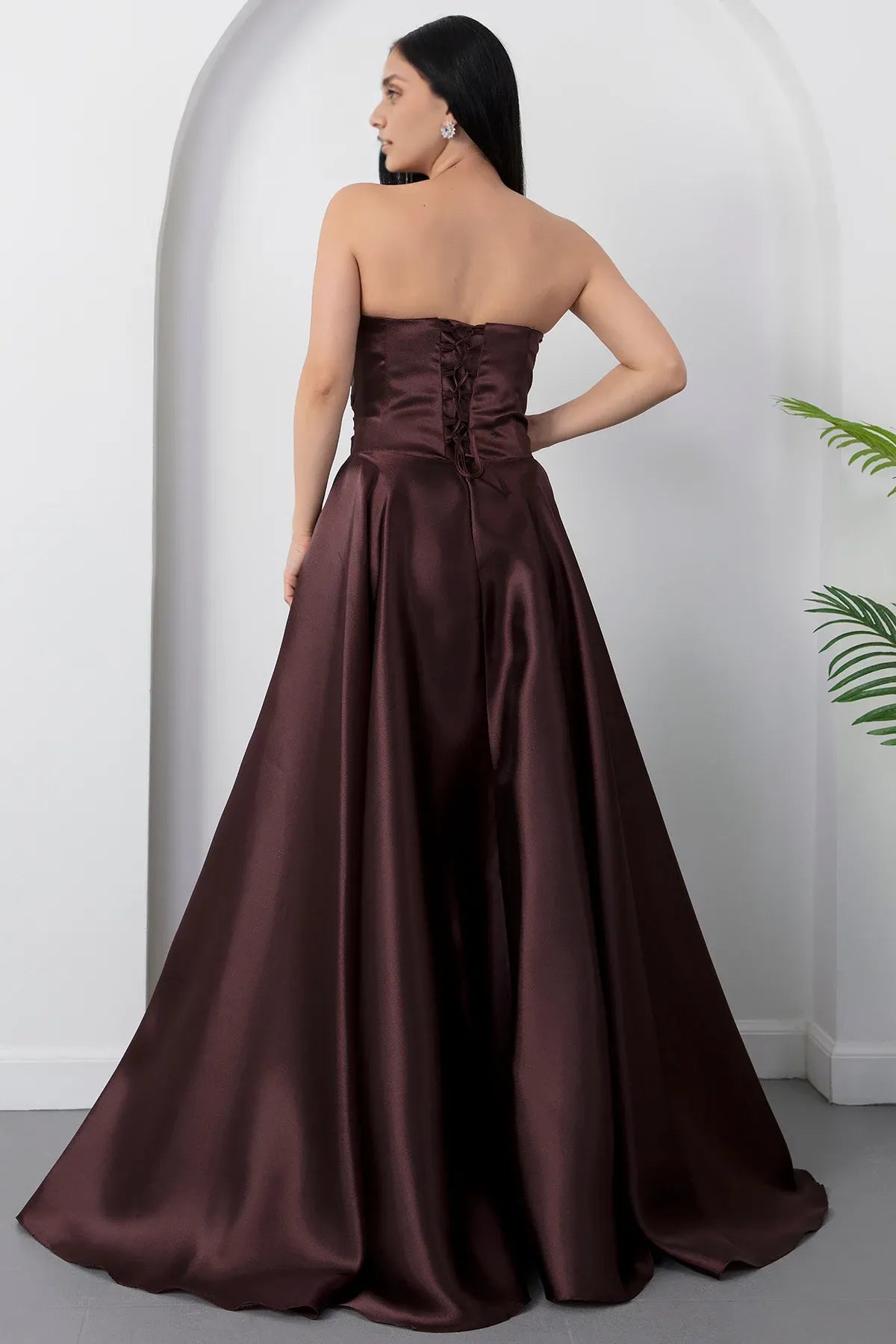 Statement A-Line Strapless Satin Evening Dress Prom Gown with Embellished Bust