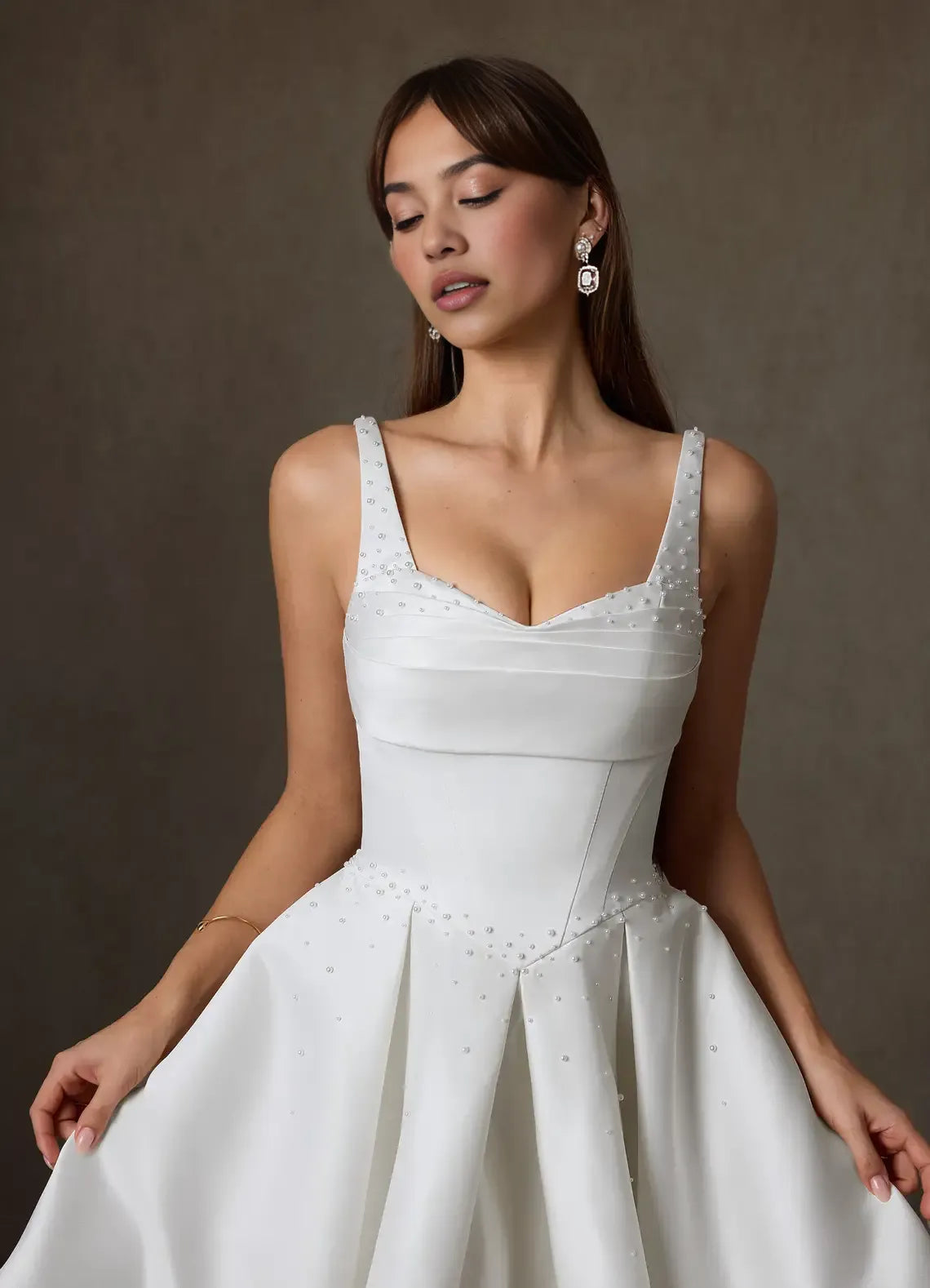 Lovely A-line Sweetheart Spaghetti Satin Mini Party Dress Beaded Back Zip Wedding Dress