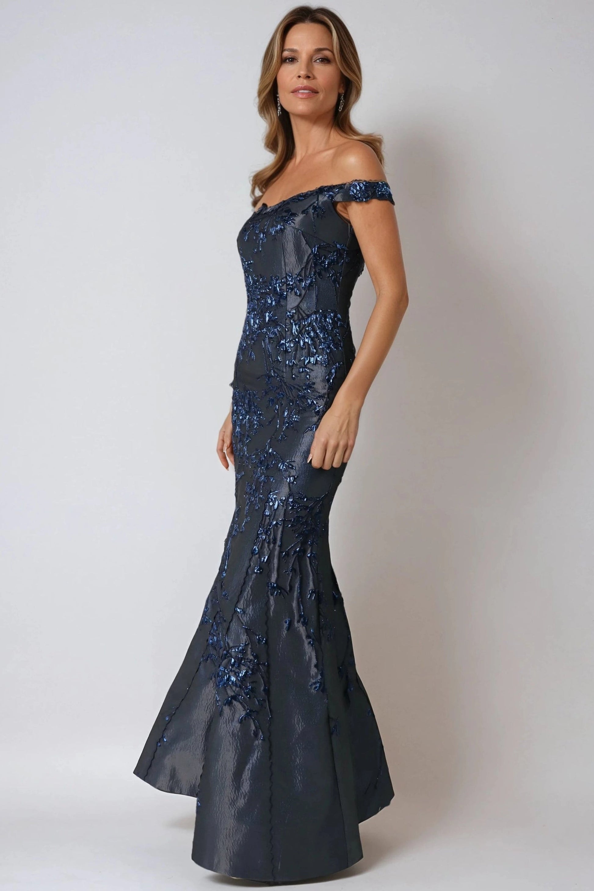 Refined Mermaid Sweetheart Off-Shoulder Sleeves Classic Back Floor-Length Mother of the Bride Dress