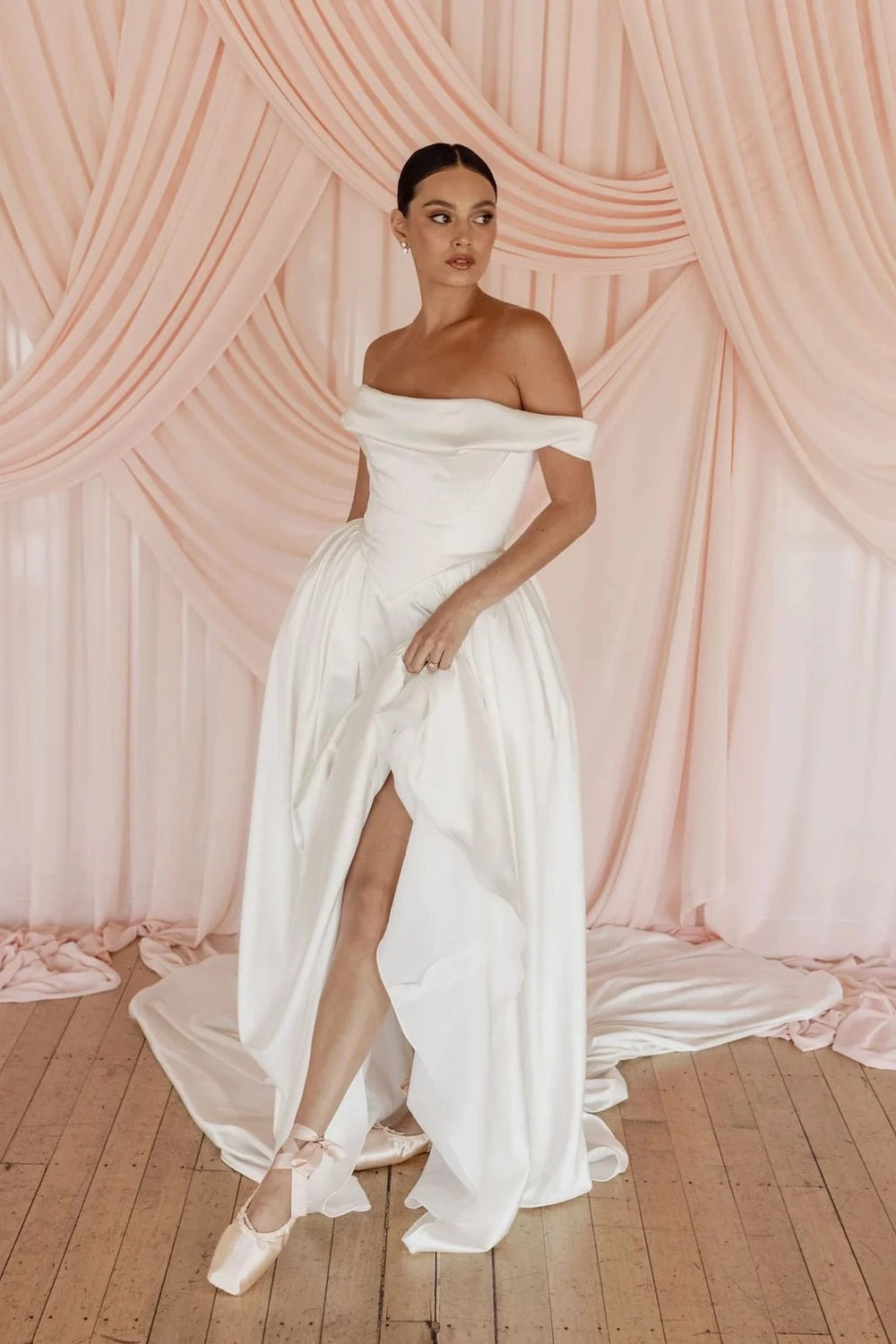 Romantic Ballgown Off-shoulder Sleeveless Button Back Cathedral Train Ivory Satin Wedding Dress