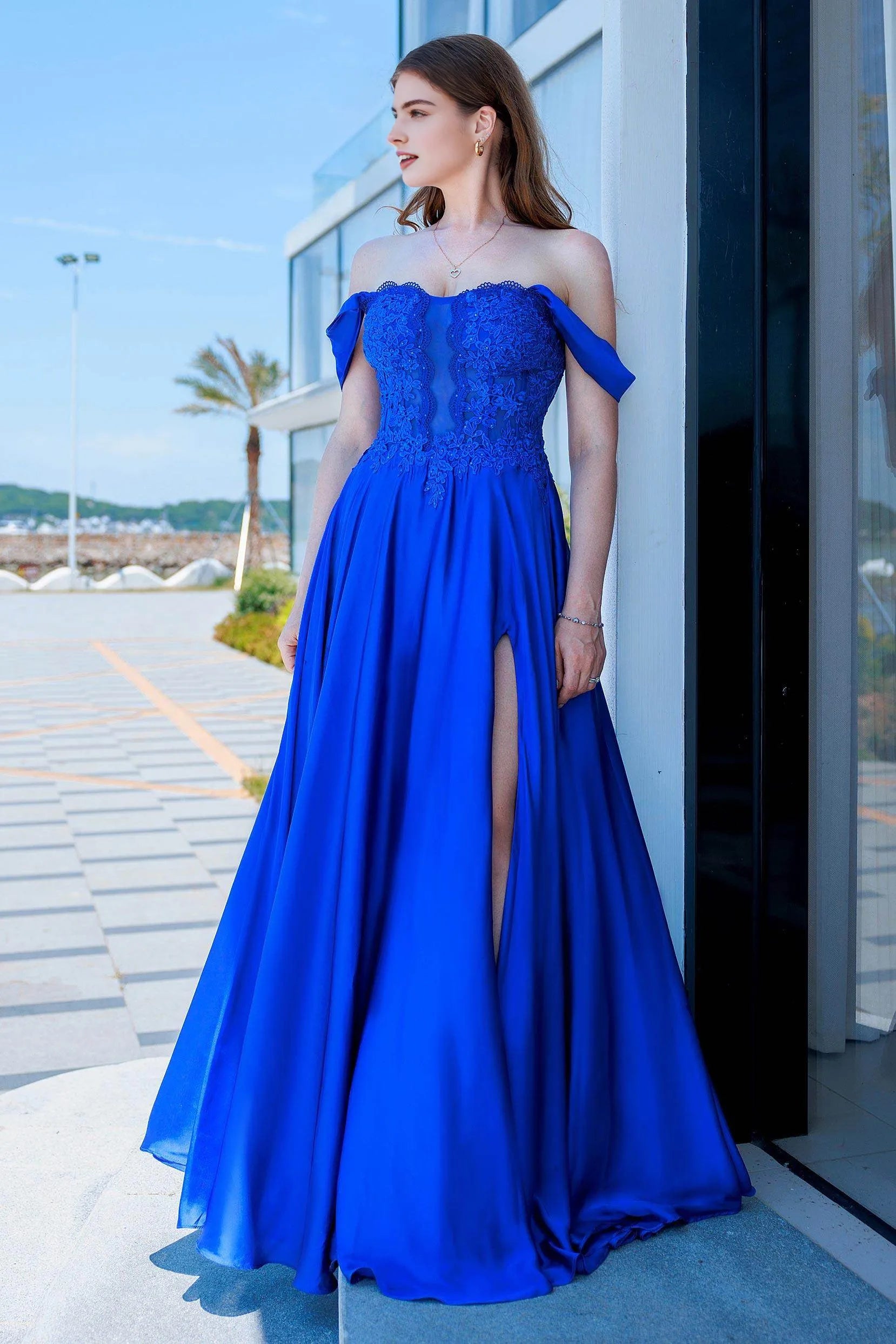 Romantic A-Line Sweetheart Off-Shoulder Satin Appliqué Chiffon Prom Gown with Slit