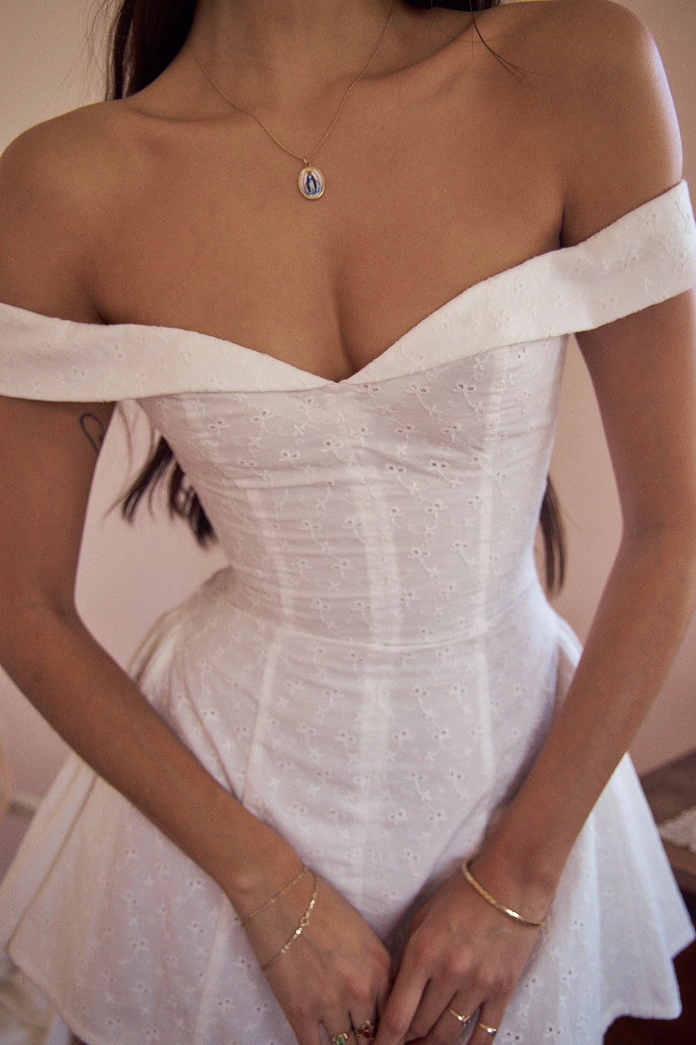 Charming A‑Line Off‑Shoulder Sleeveless Zip‑Back Mini Homecoming Dress