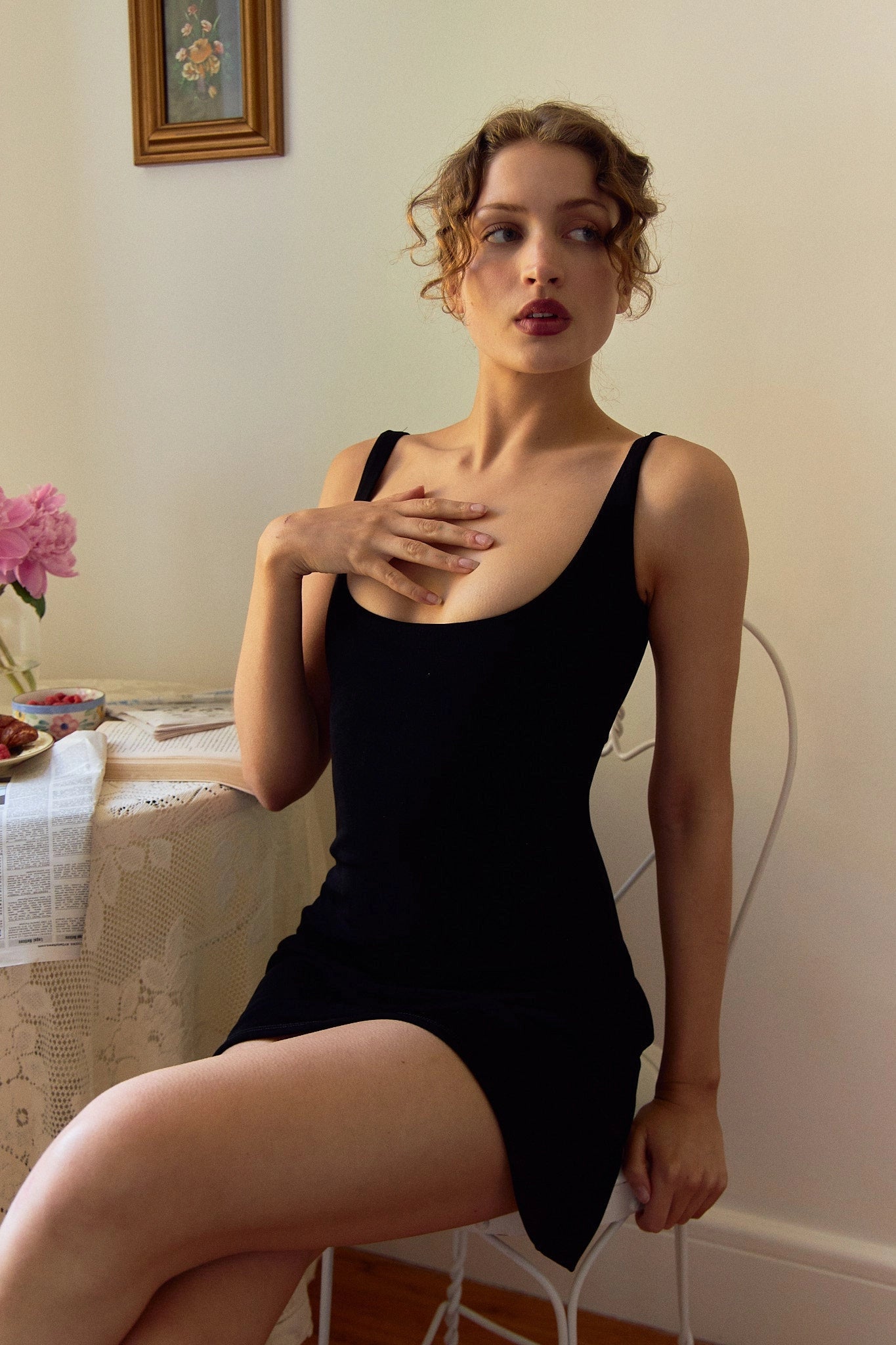 Sleek A‑Line U‑Neck Sleeveless Low‑Back Mini Homecoming Dress
