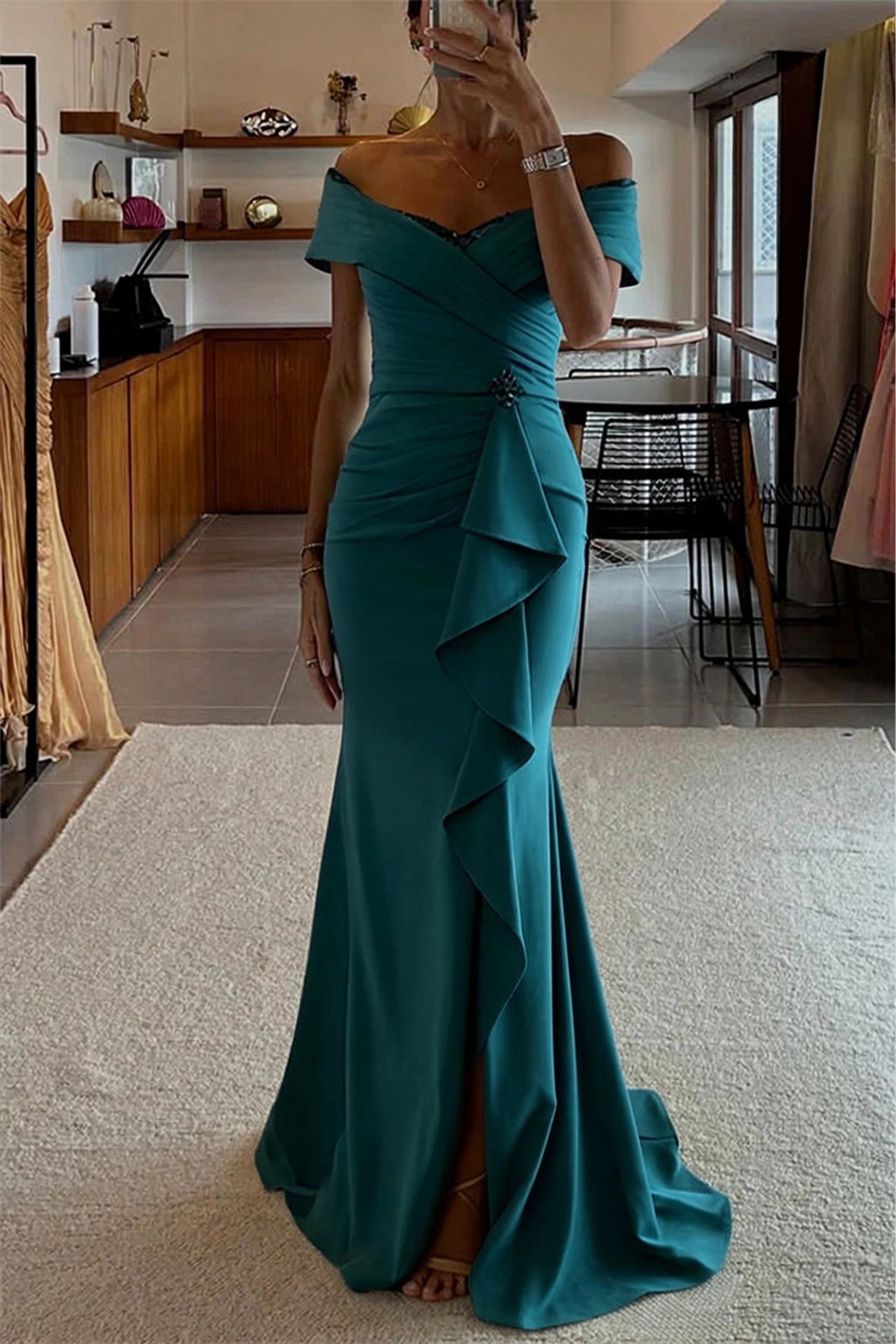Chic Mermaid Off Shoulder Zip Back Slit Floor Length Mother Of The Bride Dress