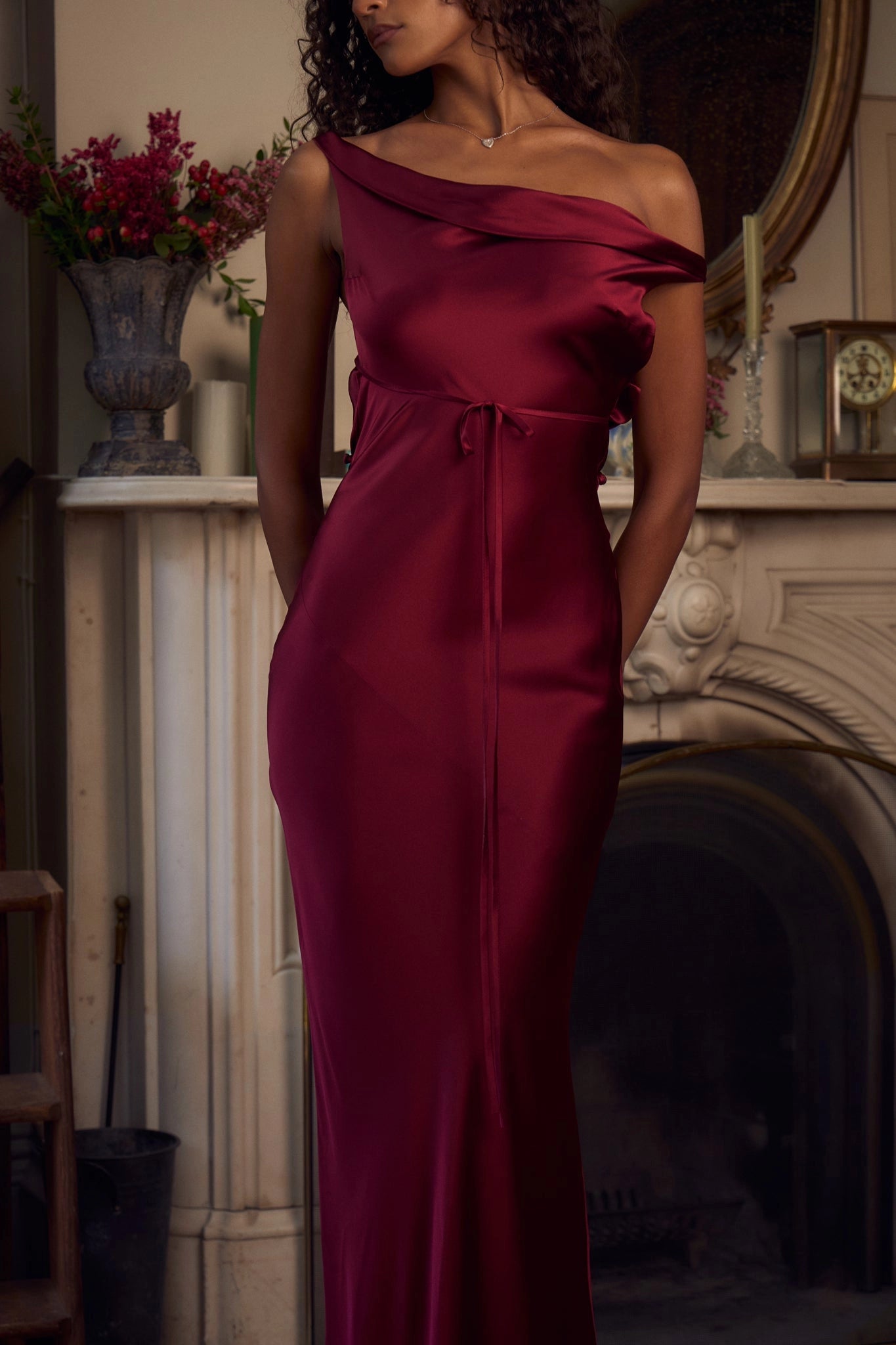 Burgundy Satin Sheath Cowl‑Neck Sleeveless Draped‑Open‑Back Floor‑Length Prom Dress