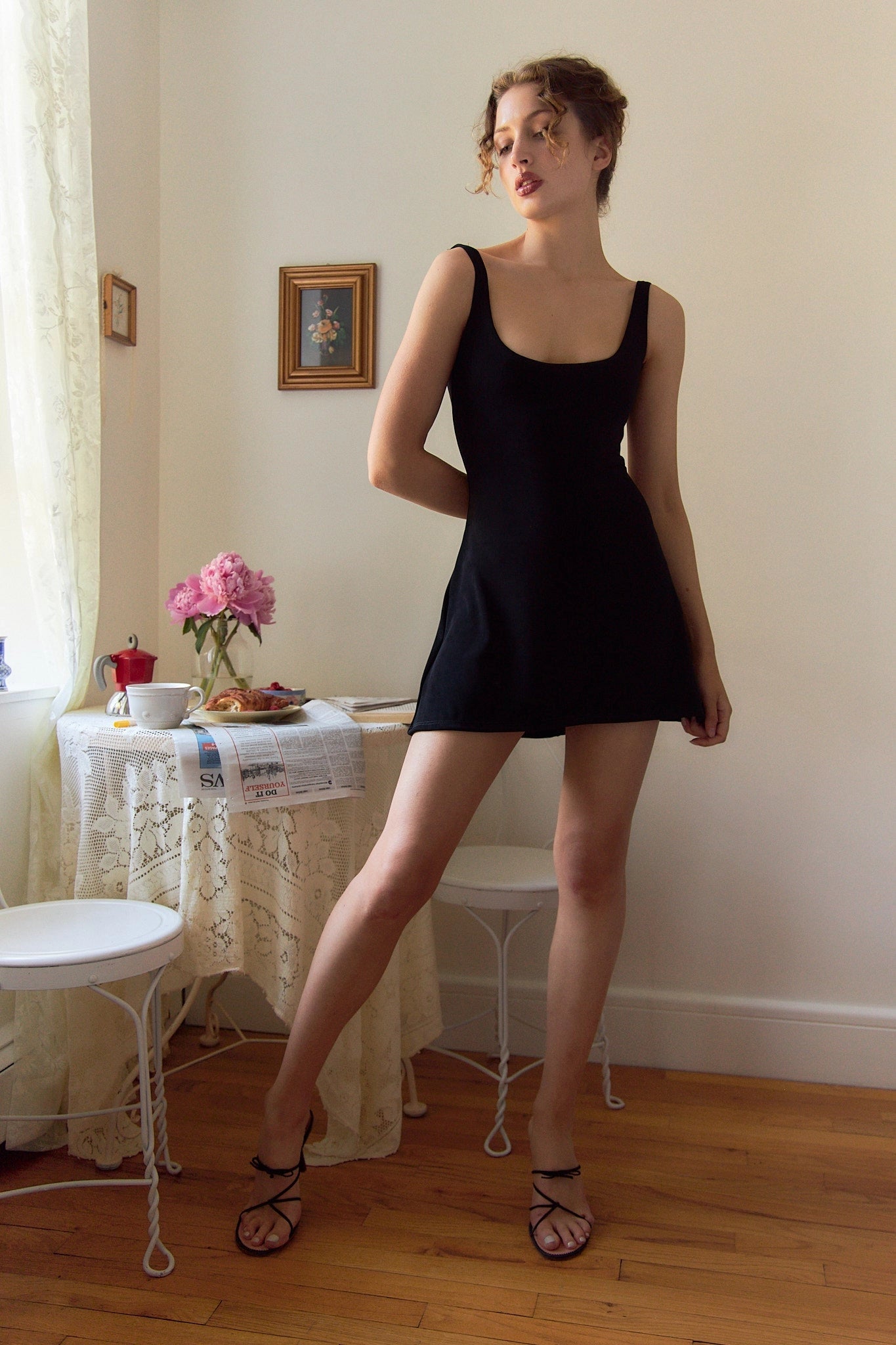 Sleek A‑Line U‑Neck Sleeveless Low‑Back Mini Homecoming Dress