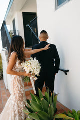 Chic Sexy Mermaid Spaghetti Strap Off Shoulder Sheer Lace Low Back Sweep Train Bridal Wedding Dress