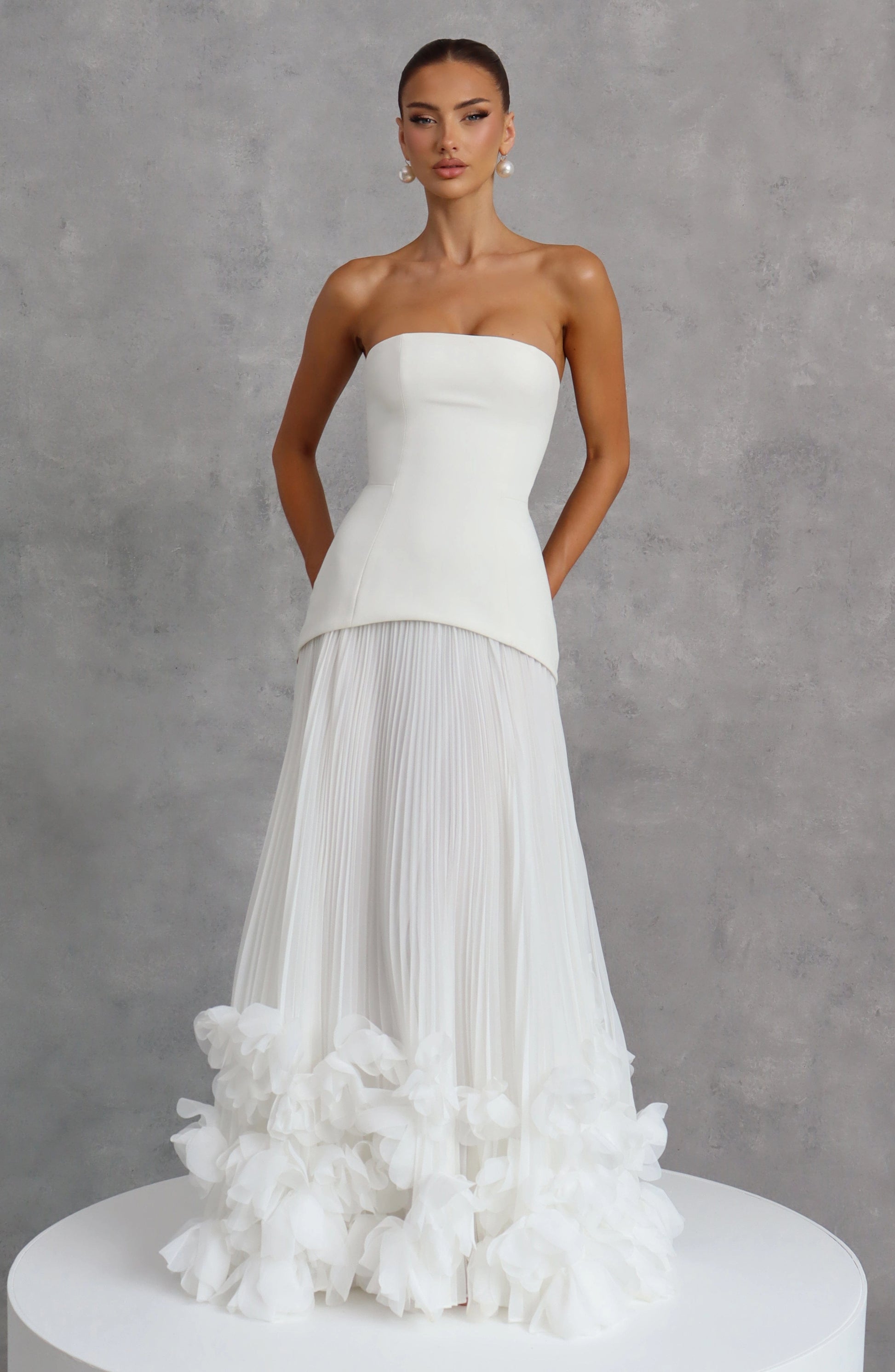 Slim Sheath Strapless Sleeveless Lace Up Back Floor Length Wedding Dress