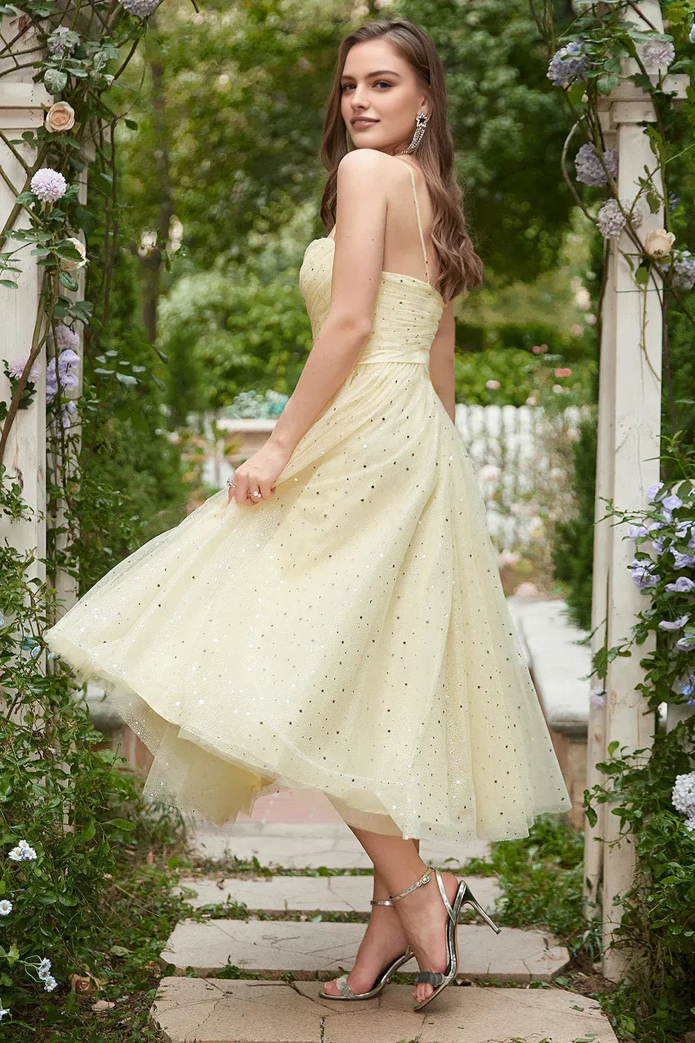 Dreamy A-Line Sweetheart Neck Sleeveless Tulle Star-Glitter Bow Waist Tea-Length Homecoming Dress