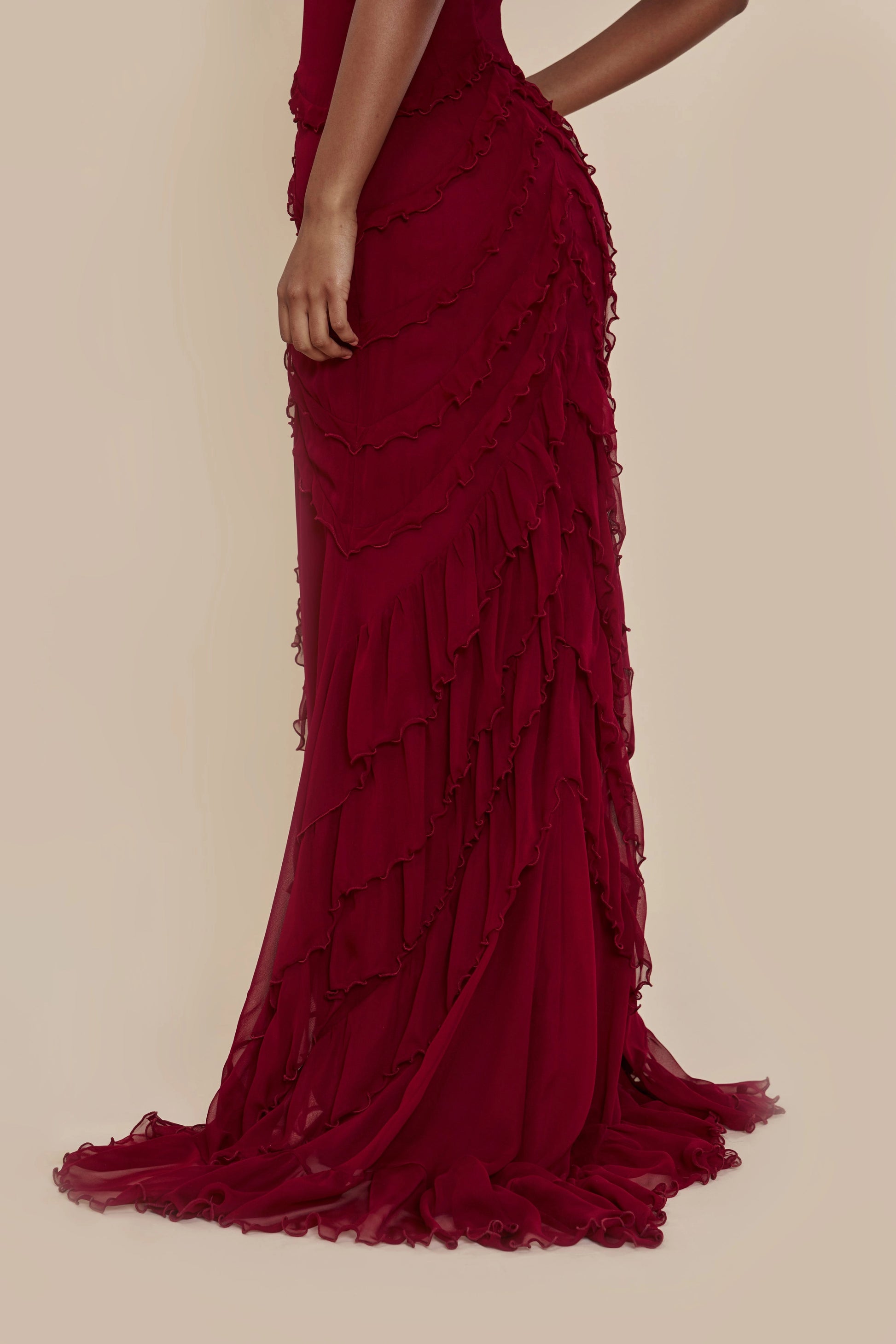 Sultry Mermaid Off‑the‑shoulder Strap‑sleeve Sheer‑back Slit Train‑length Prom Dress