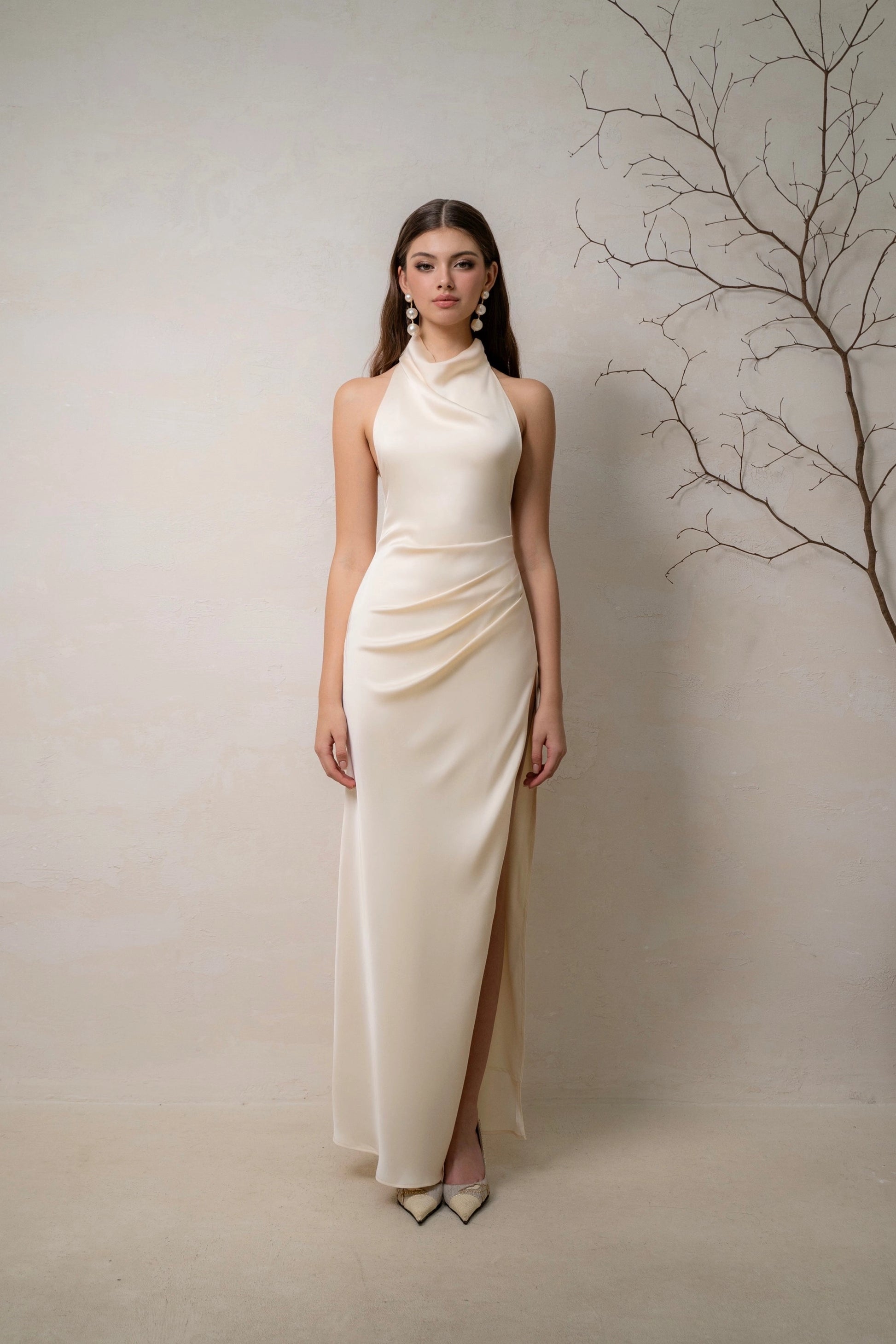 Elegant Sheath Halter Sleeveless Open‑Back Maxi Bridesmaid Dress