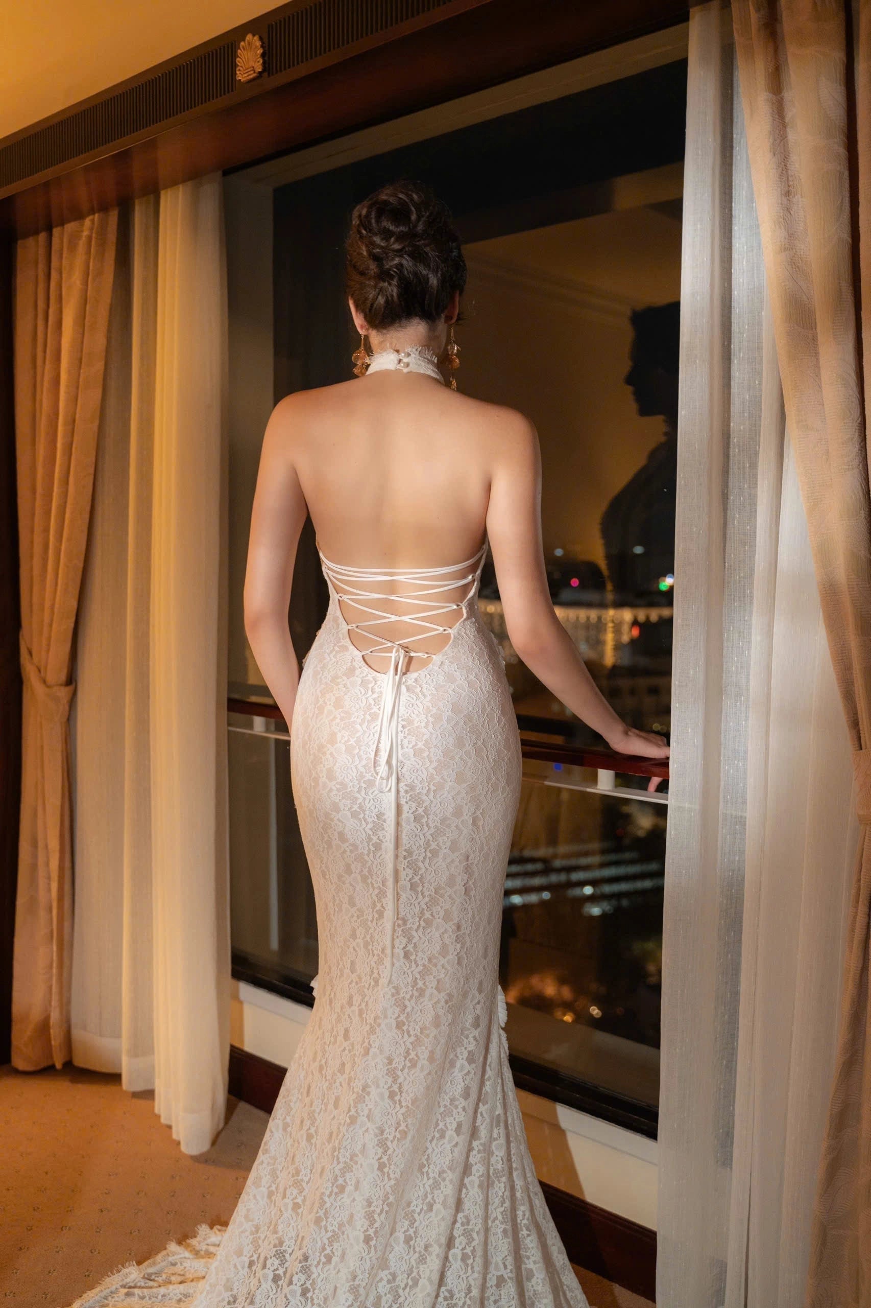 Mermaid Lace Halter‑Neck Lace‑Up Open‑Back Train Wedding Prom Dress