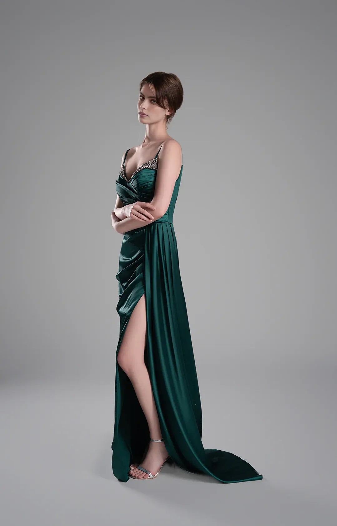 Luxury Mermaid V-Neck Sleeveless Satin Floor Length Beaded Slit Evening Dress