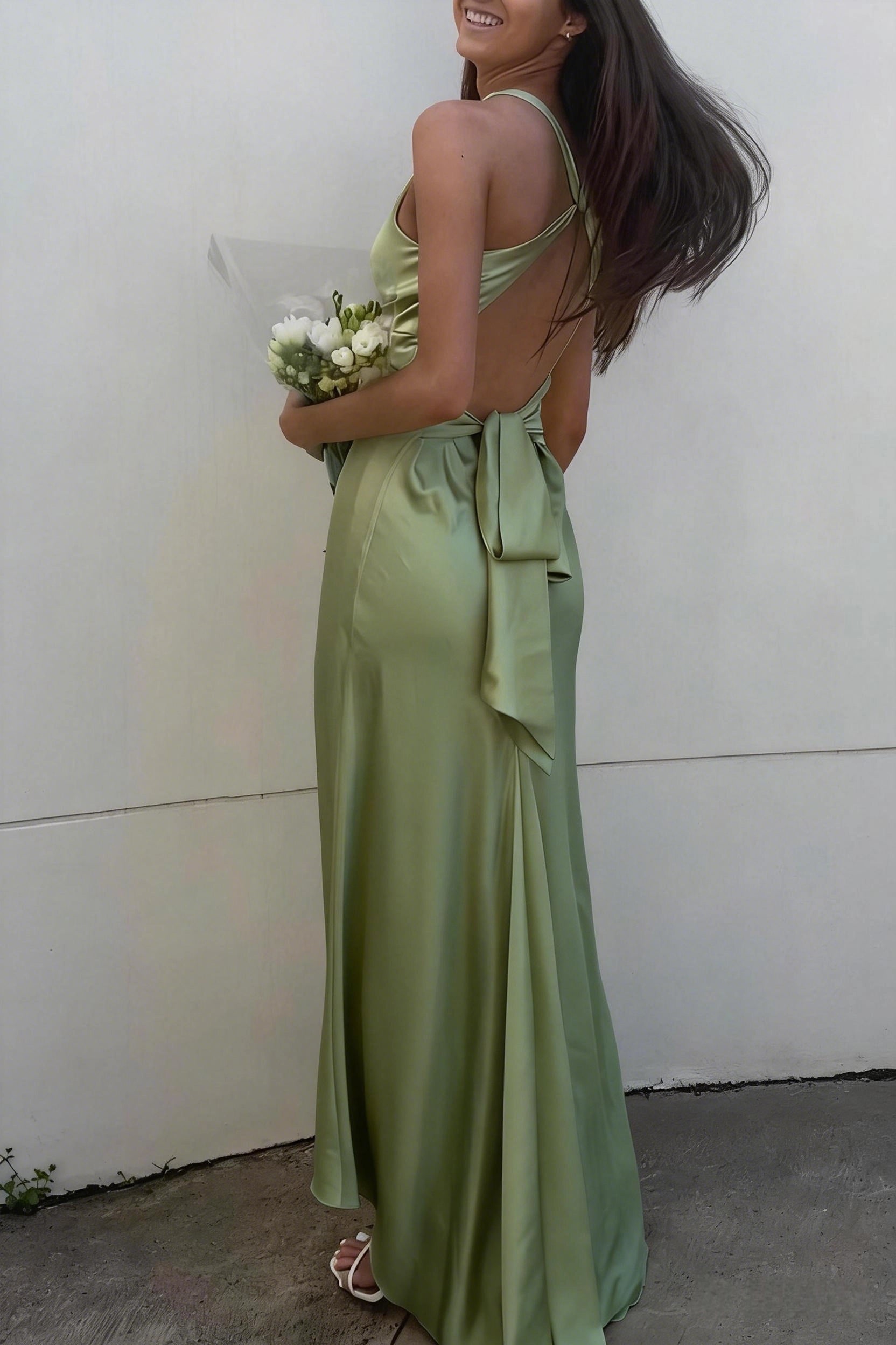 A‑line Satin Halter Twist‑front Open‑back Bow Floor‑length Prom Dress