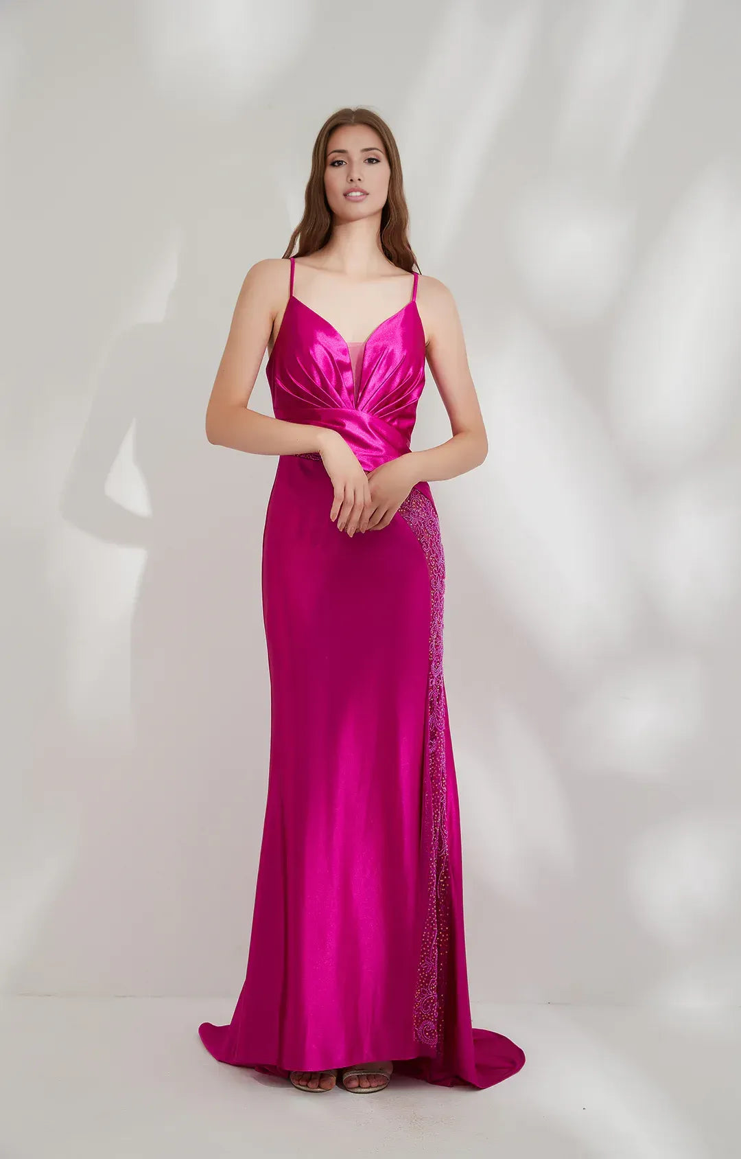 FormFitting Mermaid VNeck Sleeveless Satin Floor-Length LaceUp Party Dress